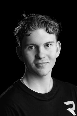 Relatek Elektro - 04 - Espen Mills Relatek Elektro - 04 - Espen Mills